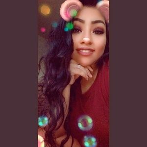 Meet your Posher, Ines